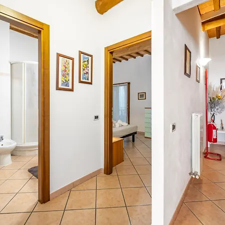 Apartman Arnolfo Tuscany House *