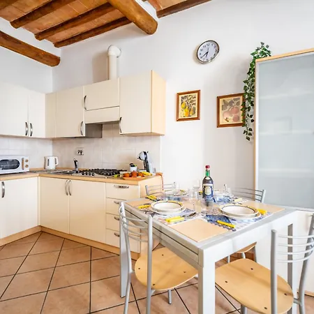 Apartman Arnolfo Tuscany House *